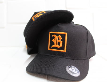 Boné Black Bulls- Preto/ laranja