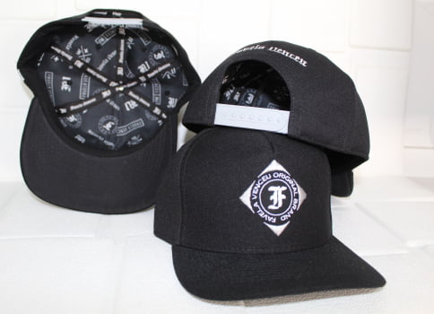 Boné Favela Venceu- Preto snapback