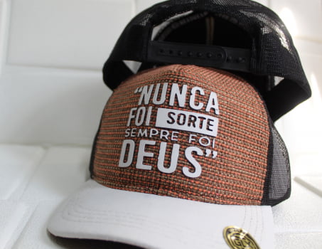 Boné Nunca foi sorte sempre foi Deus